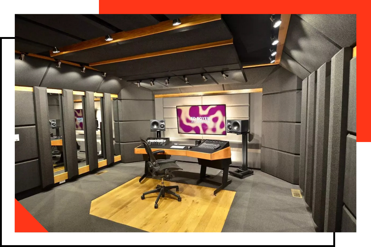 Studio Design Studio 5 image of a sound proof booth
